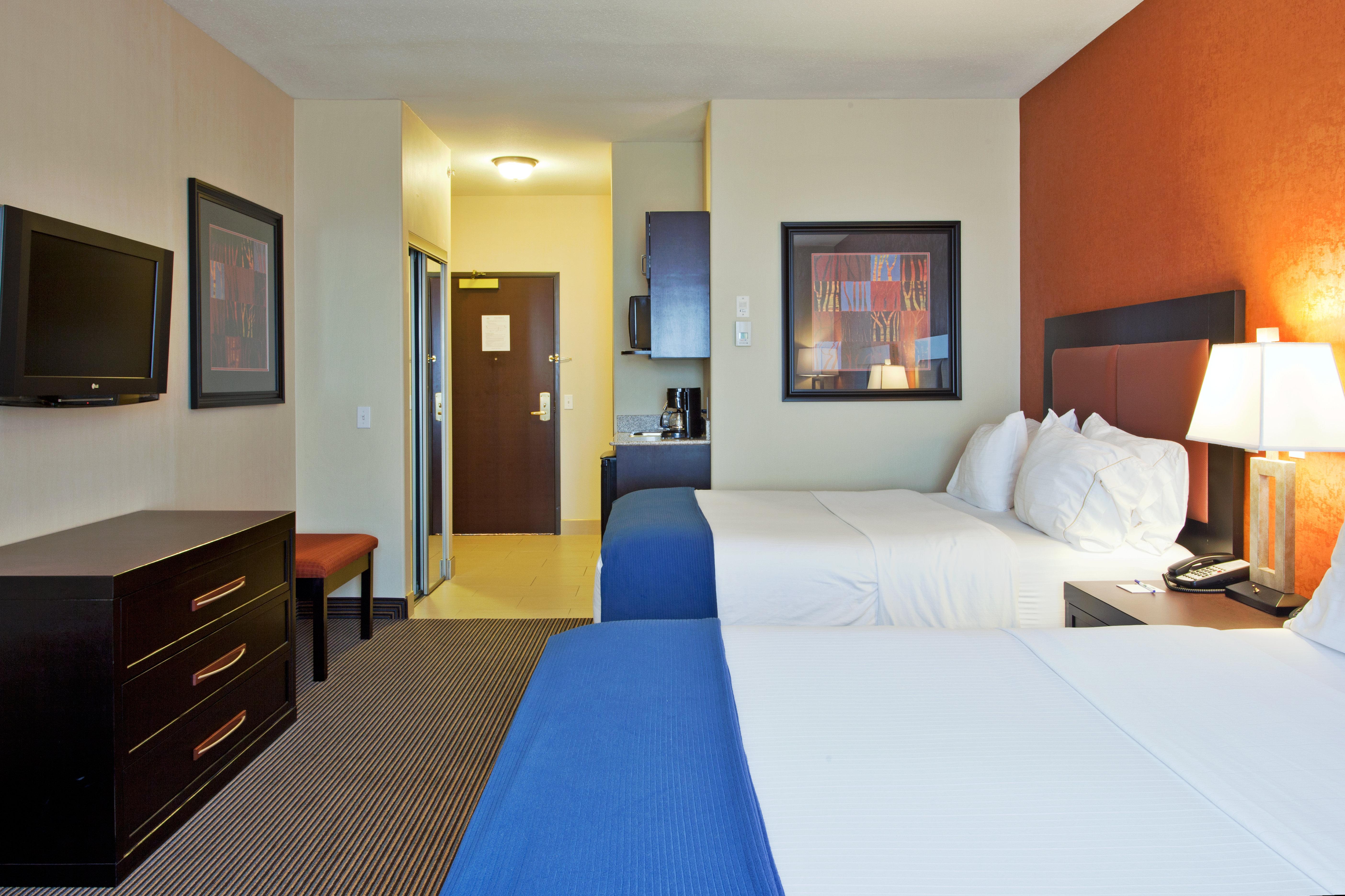 Holiday Inn Express Airport Calgary By Ihg Exterior foto