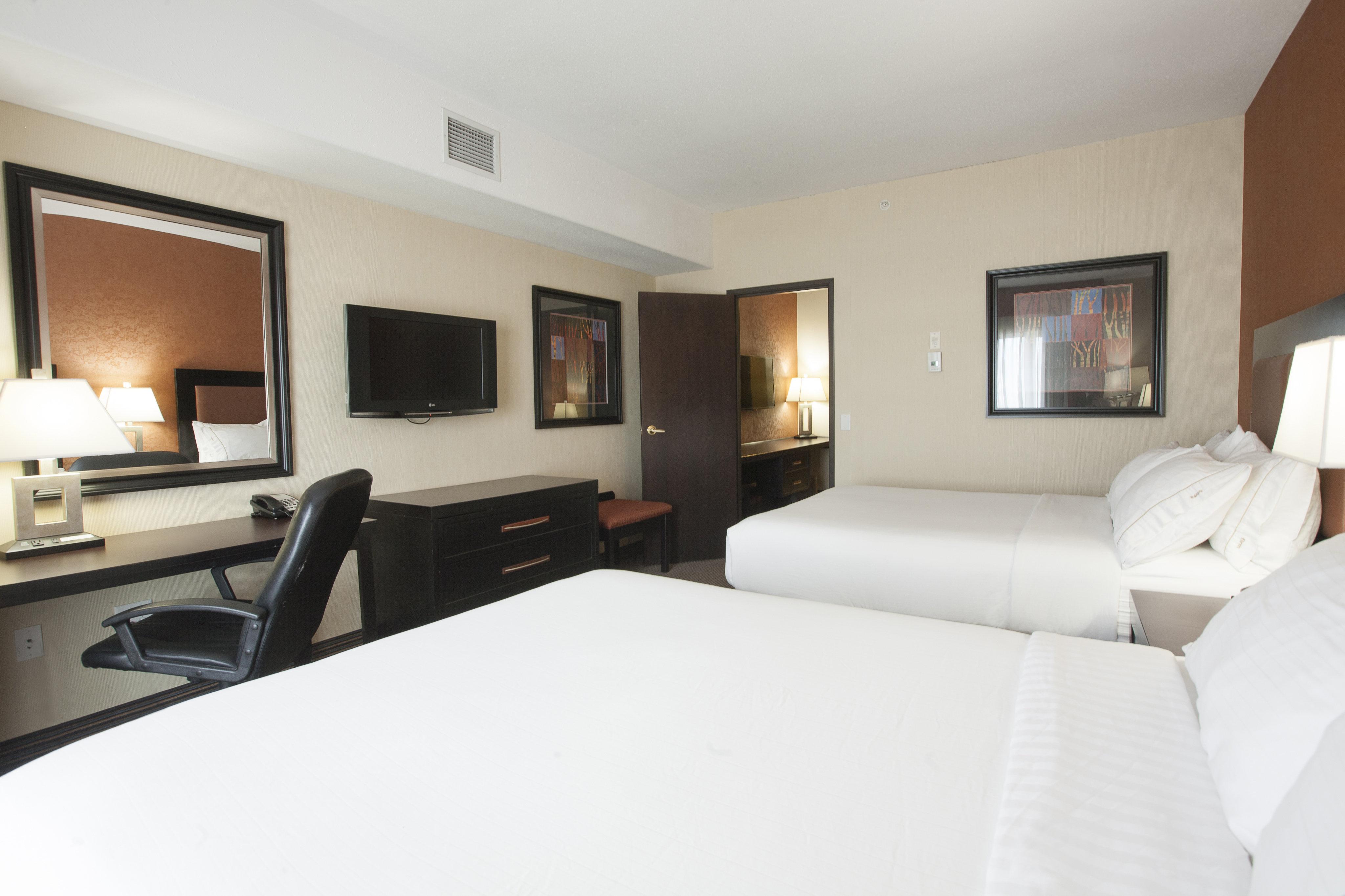 Holiday Inn Express Airport Calgary By Ihg Exterior foto